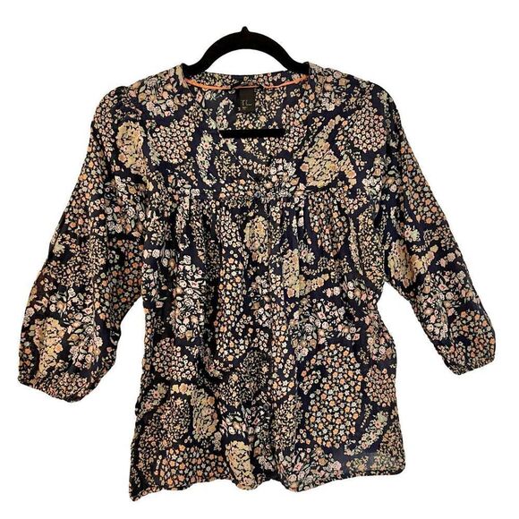 H&M Tops - H&M paisley floral 3/4 sleeve top size 6